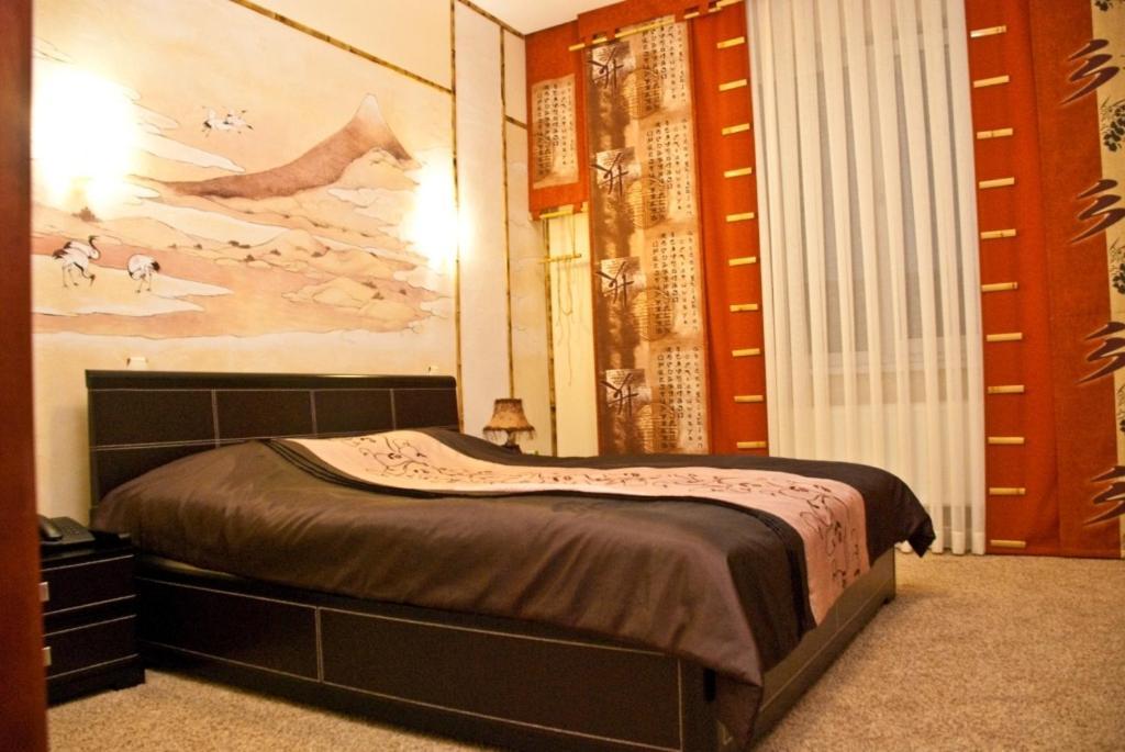 Hotel Coliseum Khmelʼnytsʼkyy Pokój zdjęcie