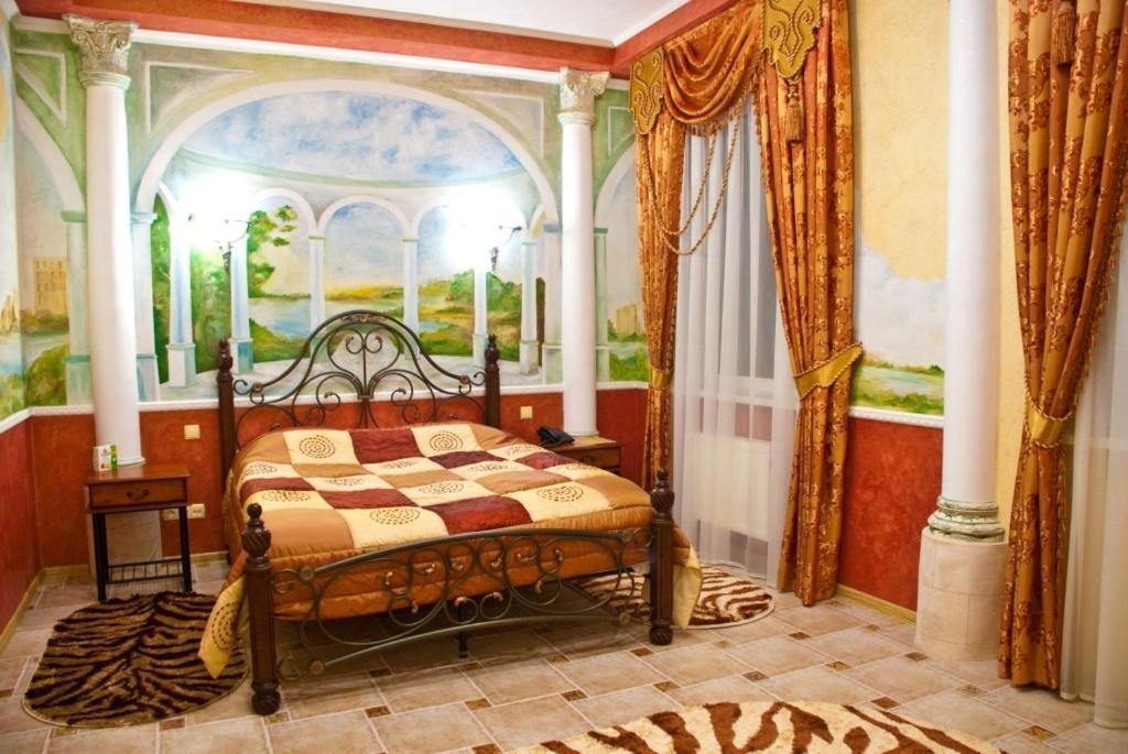 Hotel Coliseum Khmelʼnytsʼkyy Pokój zdjęcie
