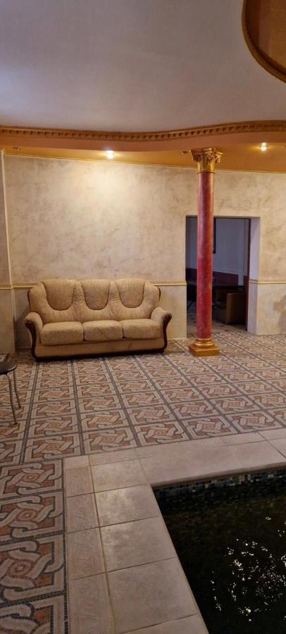 Hotel Coliseum Khmelʼnytsʼkyy Zewnętrze zdjęcie