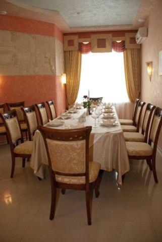 Hotel Coliseum Khmelʼnytsʼkyy Zewnętrze zdjęcie
