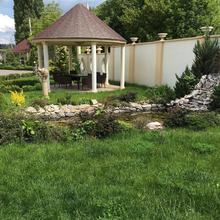 Hotel Coliseum Khmelʼnytsʼkyy Zewnętrze zdjęcie