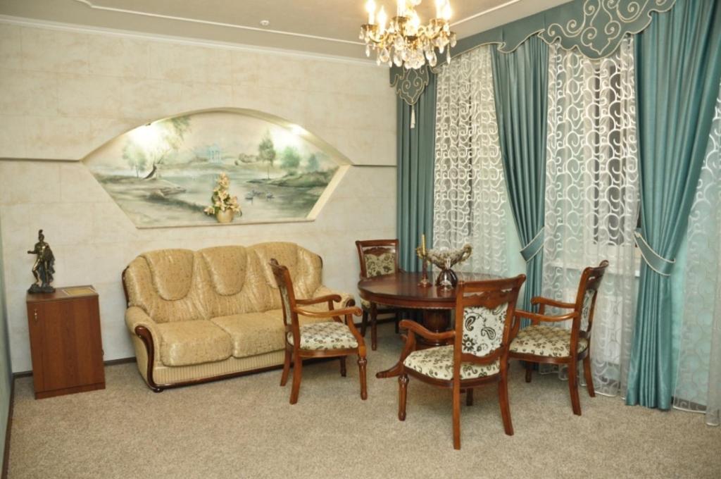 Hotel Coliseum Khmelʼnytsʼkyy Pokój zdjęcie